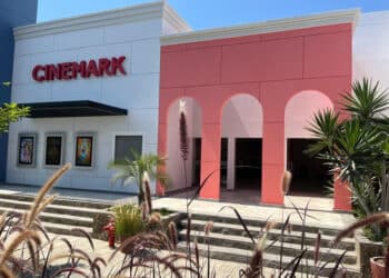 cinemark boulevard de asia