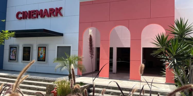 cinemark boulevard de asia