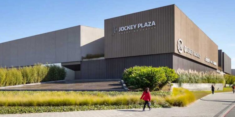 Jockey Plaza