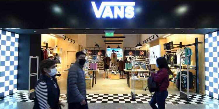 New Era y Vans conquistan Ecuador con nuevas tiendas