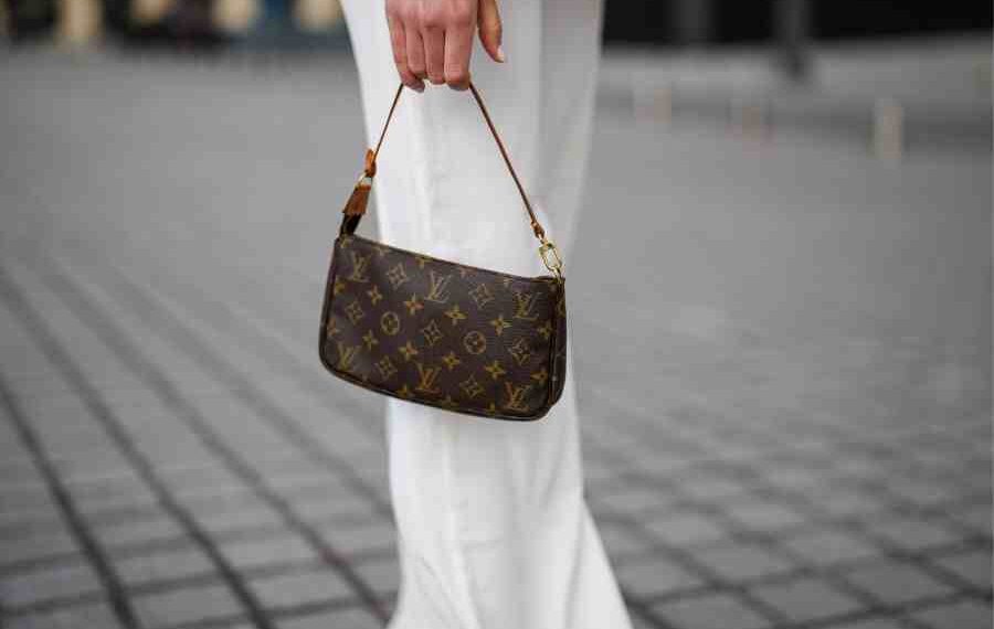 Lujo de segunda mano: Europa corona a sus reyes: Louis Vuitton, Chanel y Gucci ️