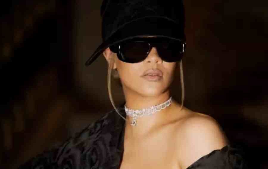 Rihanna: La Nueva Musa de J'adore de Dior