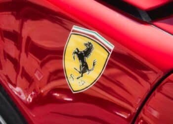 Ferrari la exclusividad inalcanzable en el mercado del lujo