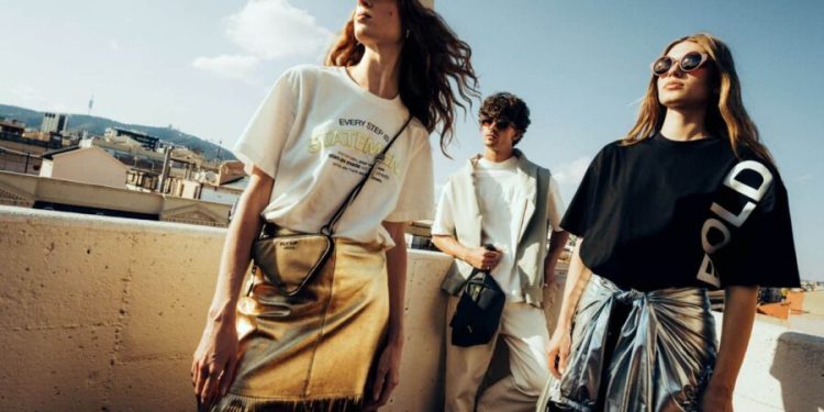 Vélez se reinventa con ‘Fly Up’, la nueva cara del streetwear