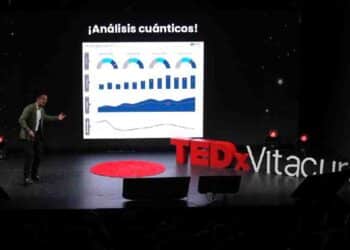 La magia de crear comunidades | Hussam Sufan | TEDxVitacura