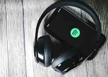 Spotify Revierte Restricciones: Letras Ilimitadas para Todos