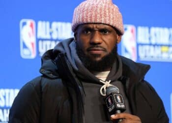 LeBron James y las zapatillas Nike ReactX Rejuven8 en los Juegos Olímpicos de París