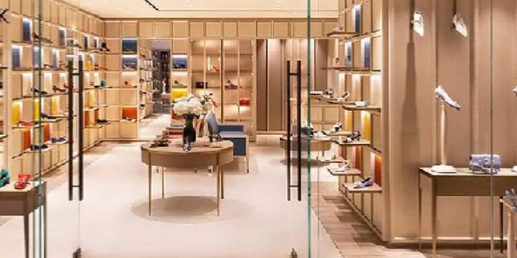 Manolo Blahnik: Innovando en el mercado del lujo asiático