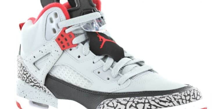 Las Jordan Spizike Low PSG son una fusión de estilo y deporte