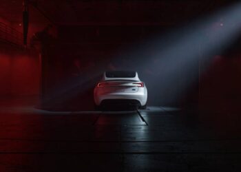 Tesla lanza su nuevo Model 3 Performance