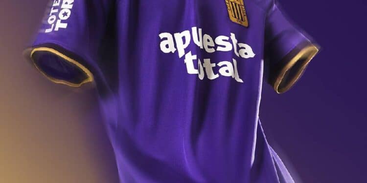 NIKE PRESENTA LA TRADICIONAL CAMISETA MORADA 2024 DE ALIANZA LIMA