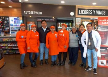 Colaboradores en Tiendas LiSTO