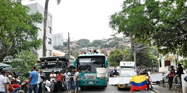 Solución al paro camionero en Colombia
