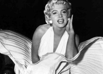 El vestido de Marilyn Monroe en "La tentación vive arriba" (1955)