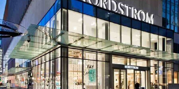 Nordstrom se vuelve privada
