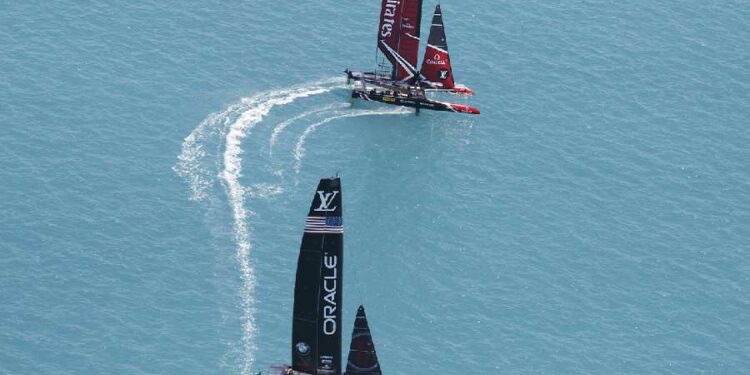 Louis Vuitton brilla en Barcelona, la America’s Cup se viste de lujo