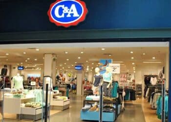 Un grupo de inversores compra el local de C&A y Stradivarius en el paseo Independencia de Zaragoza por 16 millones