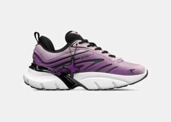 Blade B44: Lujo en Movimiento