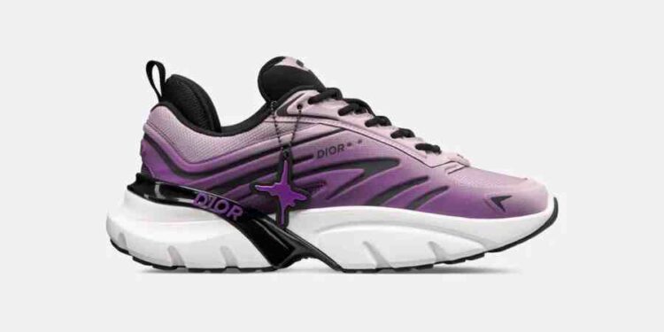 Blade B44: Lujo en Movimiento