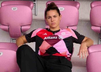 Camiseta Rosa del Bayern: Un Gol por la Conciencia