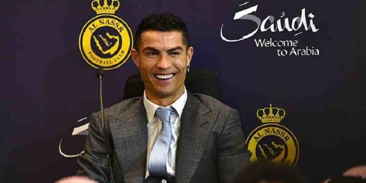 Cristiano Ronaldo Busca Talento: Empleos con Generosos Beneficios
