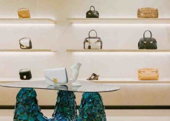 Ferragamo Reduce Ventas y Previsiones
