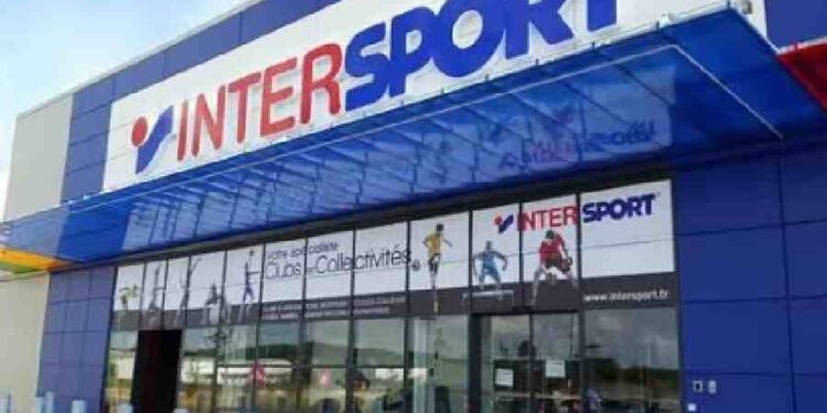 El Deporte Francés salva Intersport España: La Adquisición que Reconfigura el Retail Deportivo