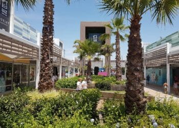 El outlet Luz Shopping crece un 17% en ventas y recibe 9 millones de visitantes
