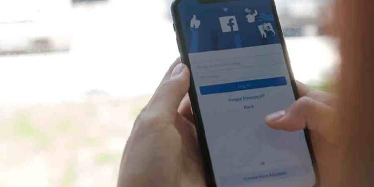 Radios y Televisiones Demandas a Meta por Competencia Desleal