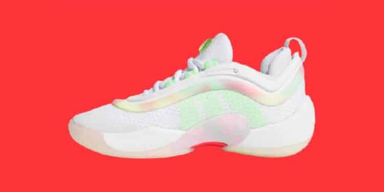Las zapatillas Haribo x adidas DON Issue 6 son perfectas para los amantes del calzado deportivo