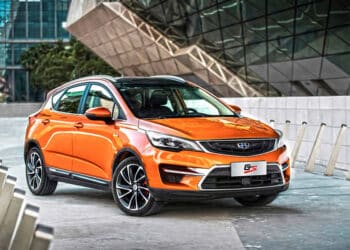 Geely se estaciona en Chile