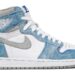 Las Air Jordan 1 Mid “Dark Powder Blue” serán las zapatillas celestes definitivas para llevar con vaqueros