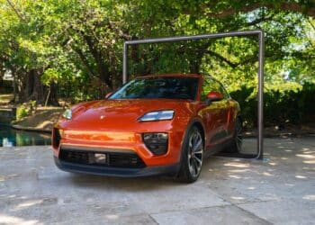 Porsche Center Puerto Rico presenta dos nuevos íconos de la movilidad eléctrica: Taycan y Macan Electric