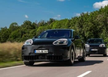 Porsche se aferra al motor de combustión