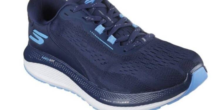Skechers incorpora su placa de Carbon Infused en las nuevas GORun Persistence 2