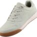 Las zapatillas Skechers que respiran lujo silencioso y reemplazarán a las Adidas como tendencia de invierno