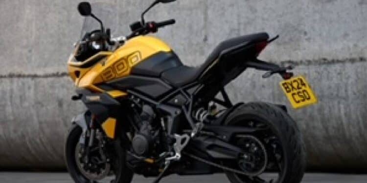 Nueva Triumph Tiger Sport 800: prestaciones y espíritu viajero