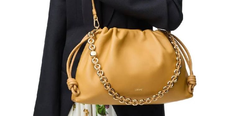 Iconos de Lujo: Bolsos que Definen Estilo