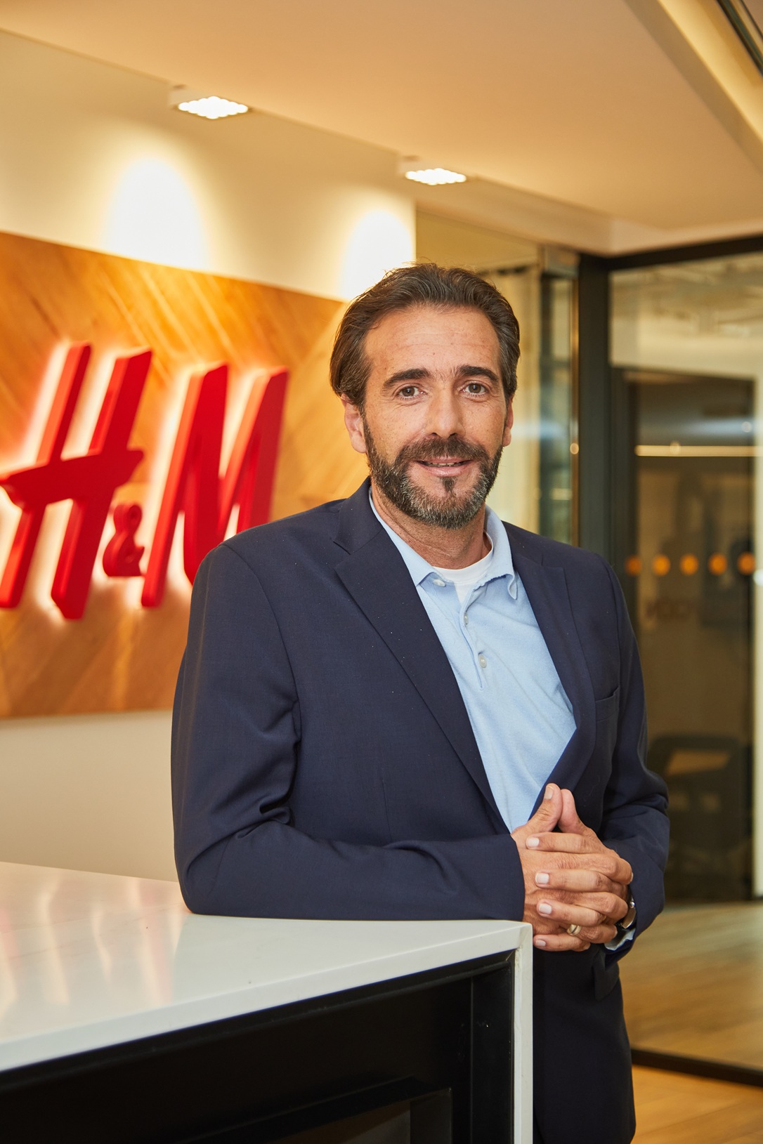 H&M