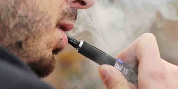 Nueva Ley: Prohibido Vapear en Espacios Públicos