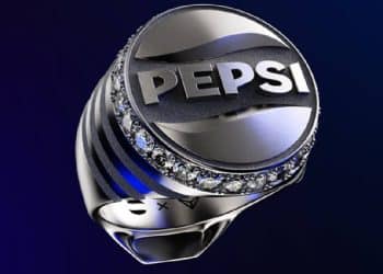 Pepsi Lanza un Anillo Innovador para Abrir Latas con Estilo
