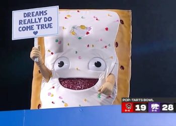 Pop-Tarts Revela su Nueva Mascota Comestible para el Bowl