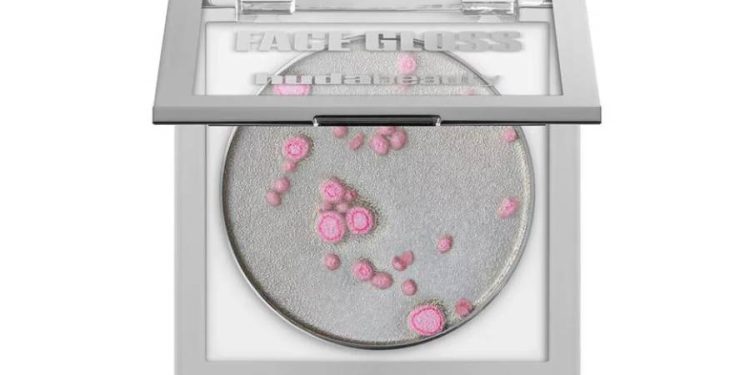 Revolución en el Maquillaje: El Colorete Que Se Adapta a Ti