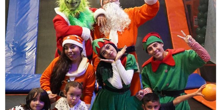 Navidad en Bogotá, un plan inolvidable de diversión y bienestar familiar en Sky Zone