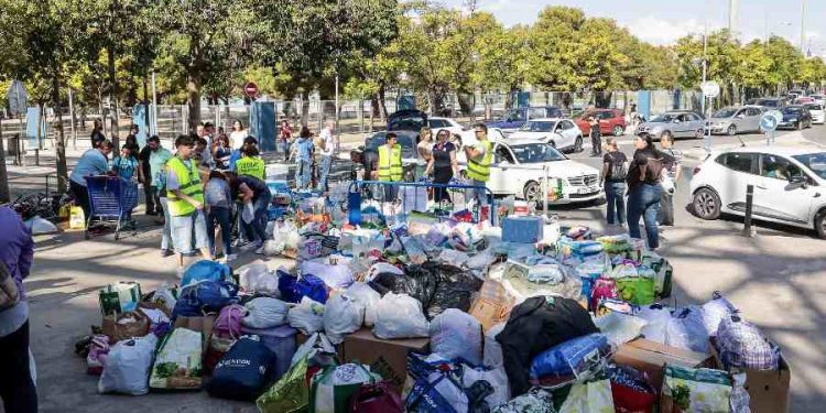 Valencia se Levanta: Apoya a Nuestros Comercios