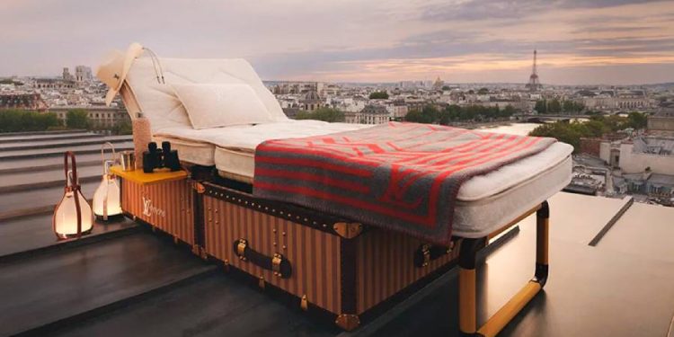 El nuevo capricho para millonarios de Louis Vuitton recupera un concepto del siglo XIX: llevar una cama en un baúl