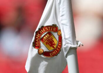 Adidas y Manchester United lanzan una colección retro que enamora al planeta