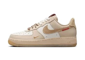 Las Nike Air Force 1 “Year of the Snake” serán tus zapatillas de la suerte en 2025