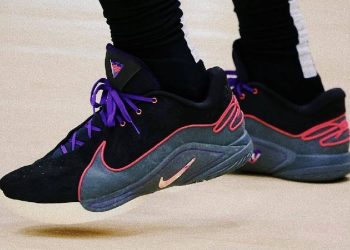 Las Nike LeBron 22 “Blacklight” son las zapatillas que los millennials pedirán estas Navidades