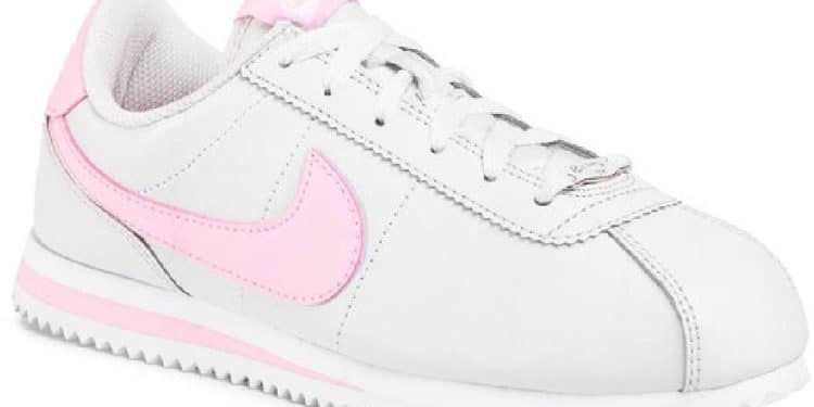 Las Nike Cortez de San Valentín 2025 son también perfectas para combinar con cualquier look